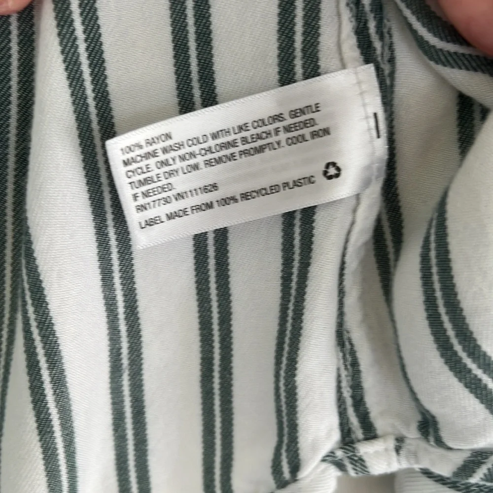 Isabel Maternity by Ingrid & Isabel Green and White Striped Tie Shirt Sz xs